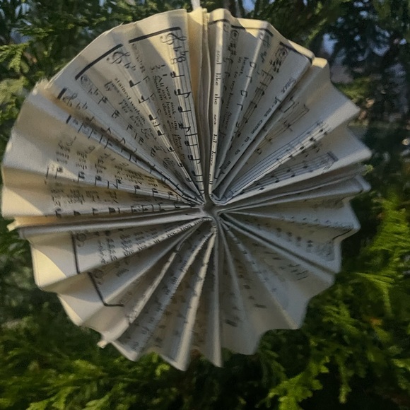 Handmade Hymnal Ornament - Picture 1 of 4